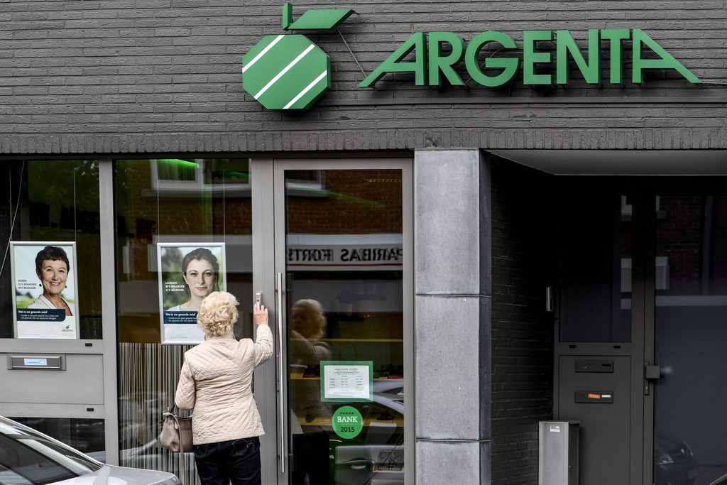 Argenta bank offers gross interest rate of 4.01% after launch of state bonds