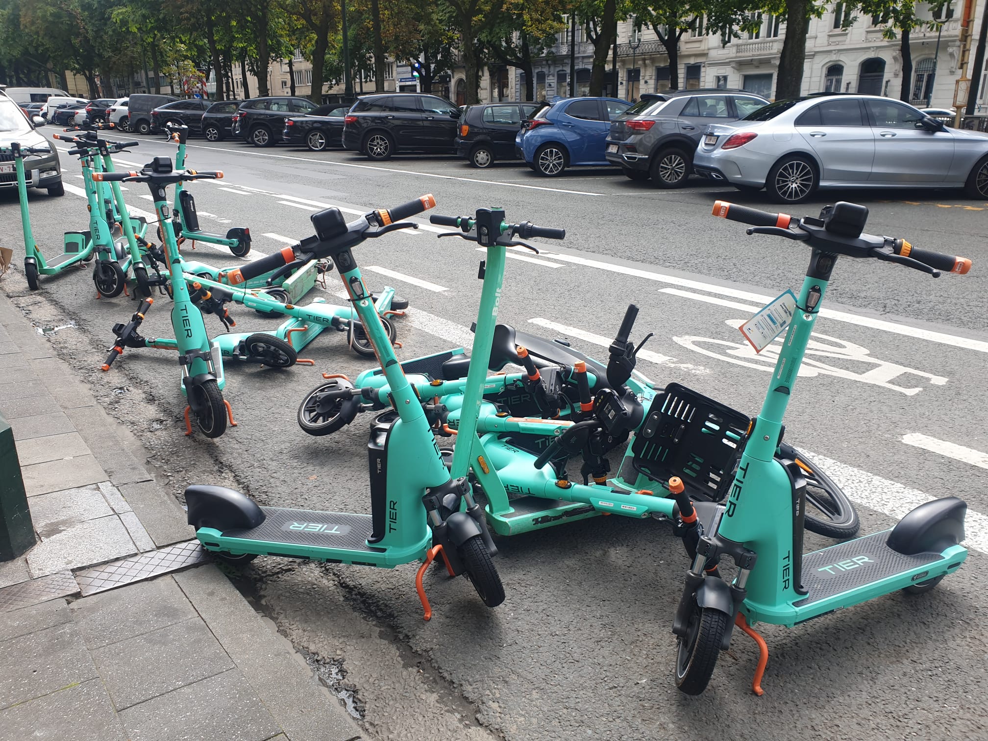 'Testing phase': Brussels monitors efficiency of e-scooter drop-off zones