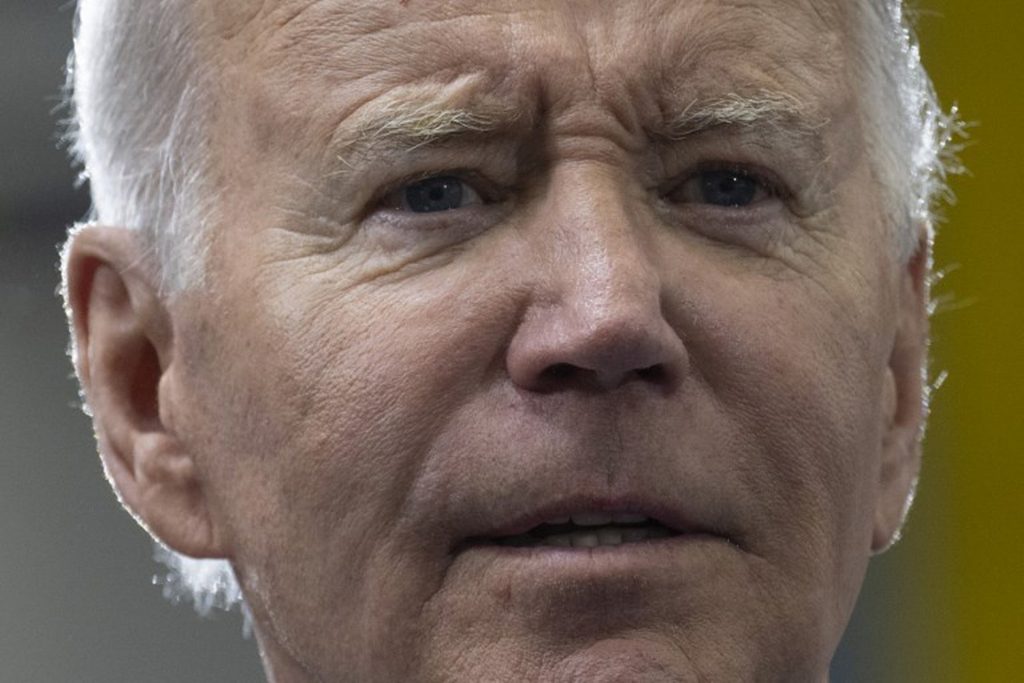 FBI fatally shoots man who threatened President Biden