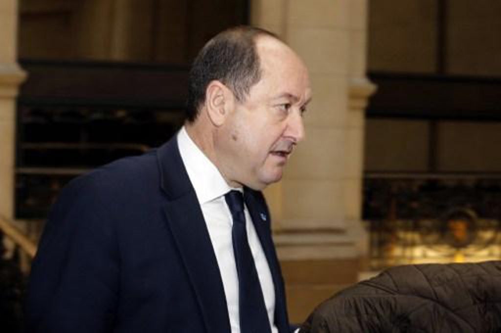 Former French intelligence chief to stand trial