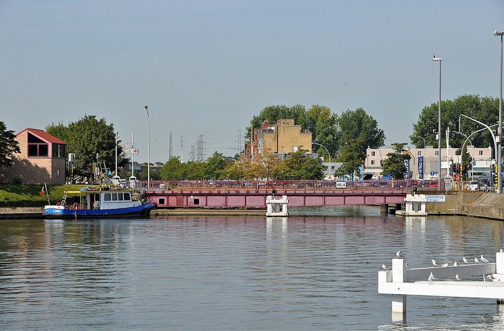 Body of deceased man (37) retrieved from water in Bruges