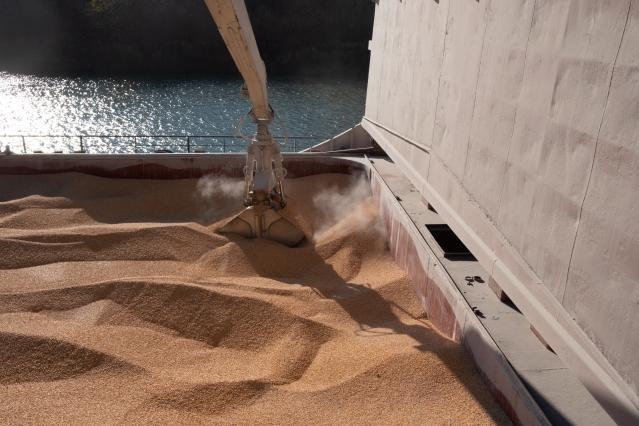 Last minute EU solution on grain exports from Ukraine can still unravel