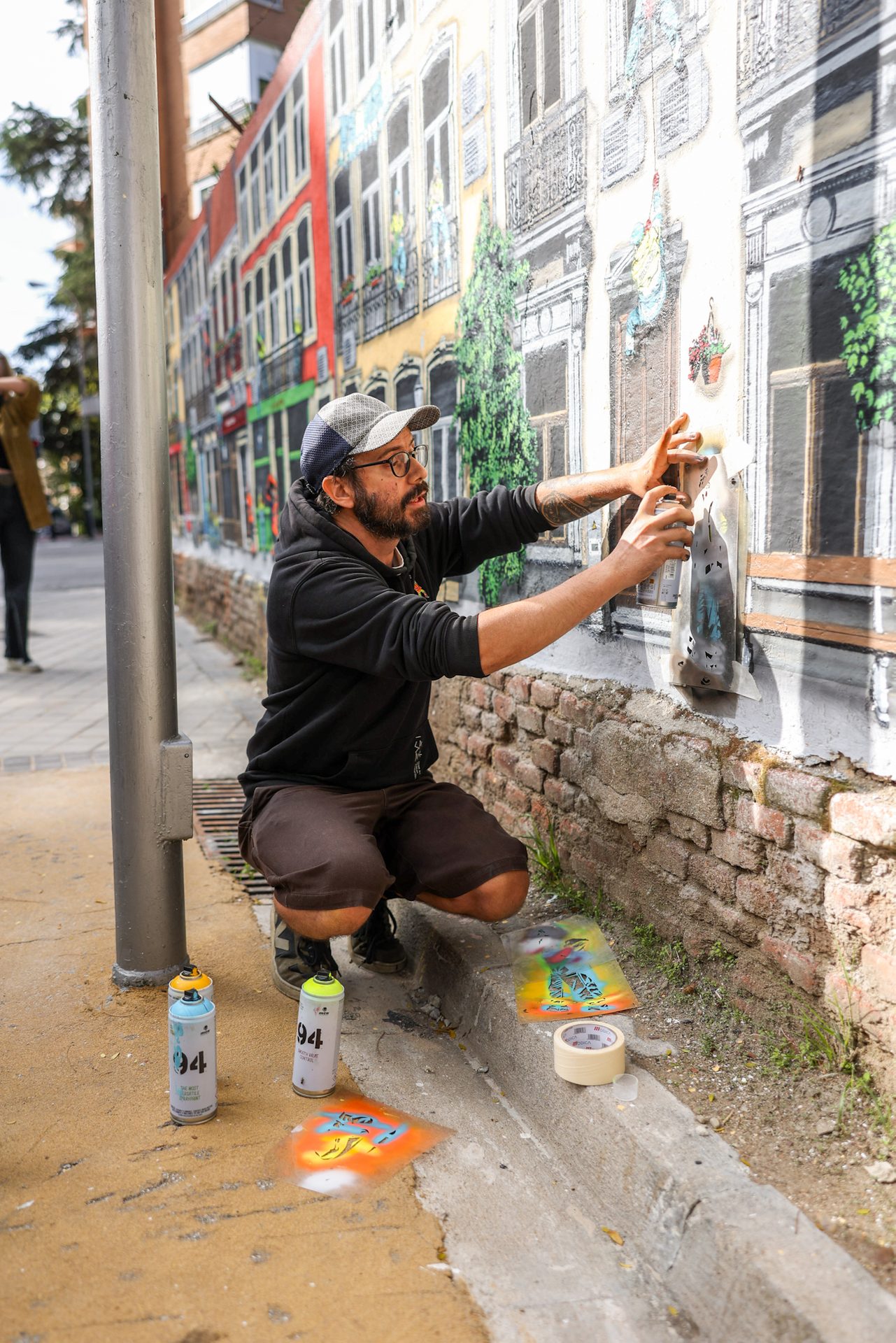 A Piece Of Brussels To Madrid Street Artist Jaune Brings Belgian Mural To Spain