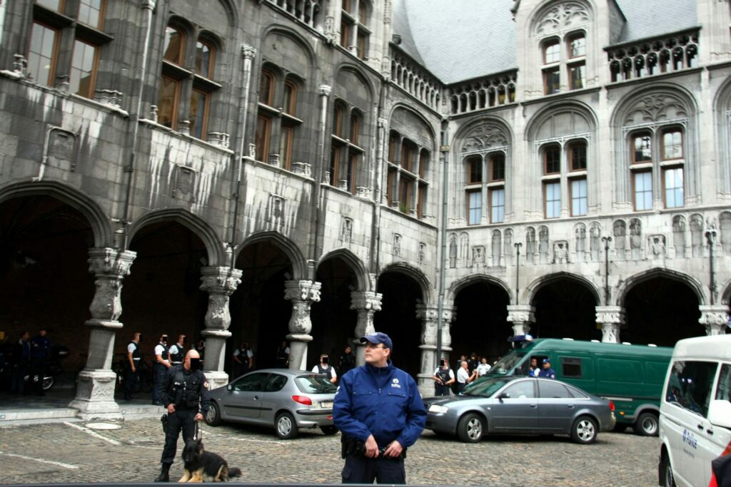 Murder suspect flees Liège Assize Court trial