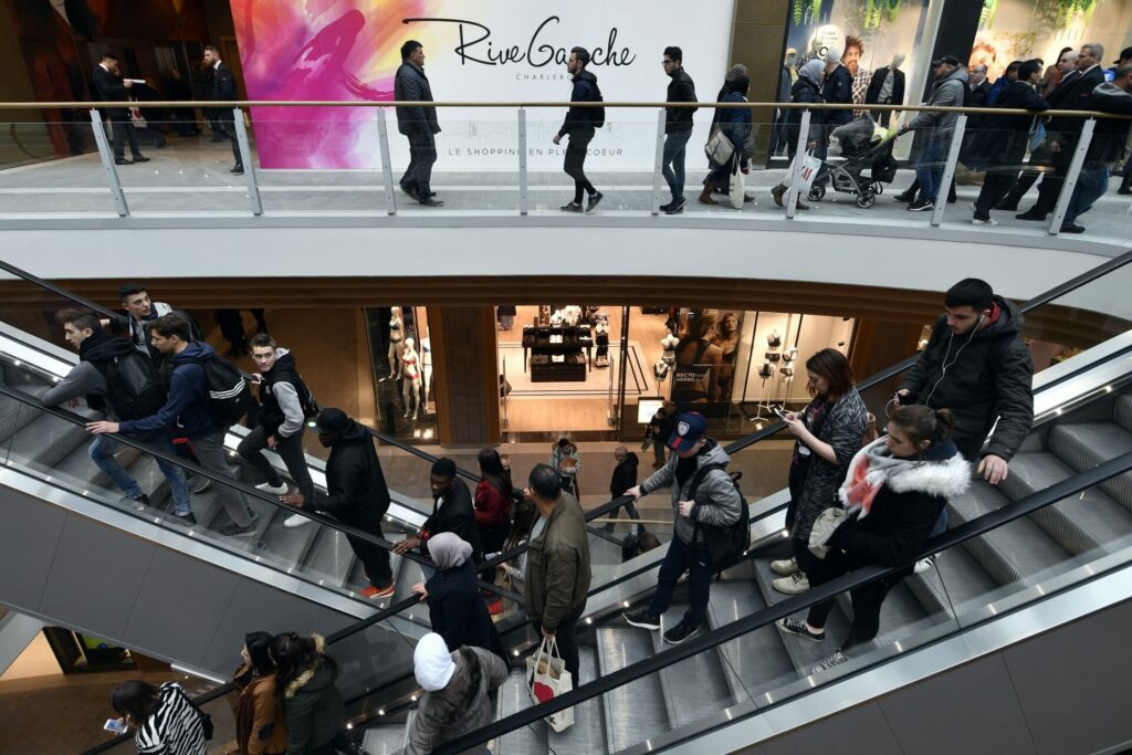 Iconic Ghent shopping centre closes for major renovation
