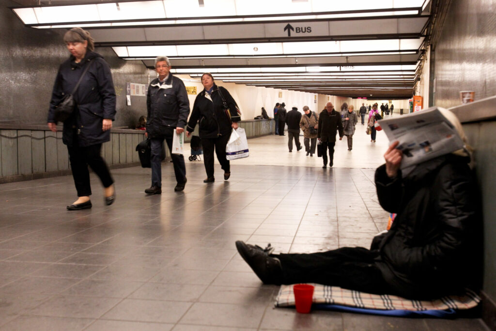 Brussels to tackle drug and homelessness crisis in Metro stations