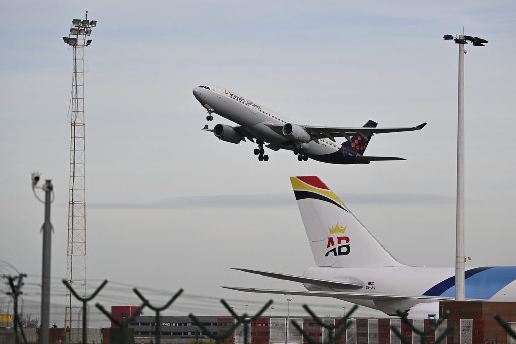 Belgium considers new major flight taxes during federal budget talks