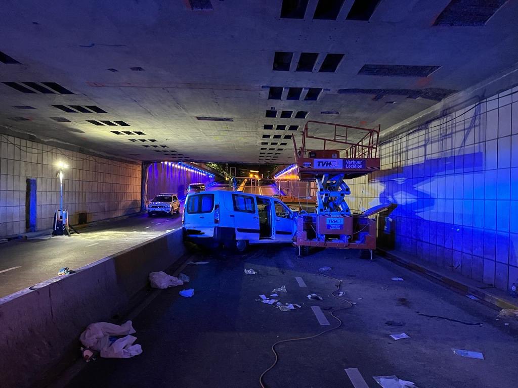 Three workers injured following an accident in the Arts-Loi tunnel in Brussels