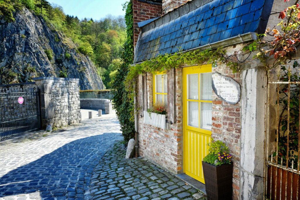In idyllic Ardennes towns, eight in ten property buyers are Flemish