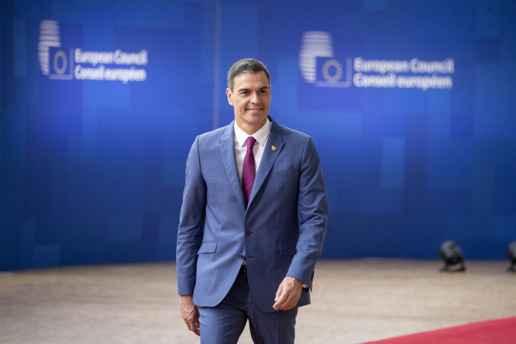Catalans and socialists agree deal to reappoint Sánchez as Spanish PM