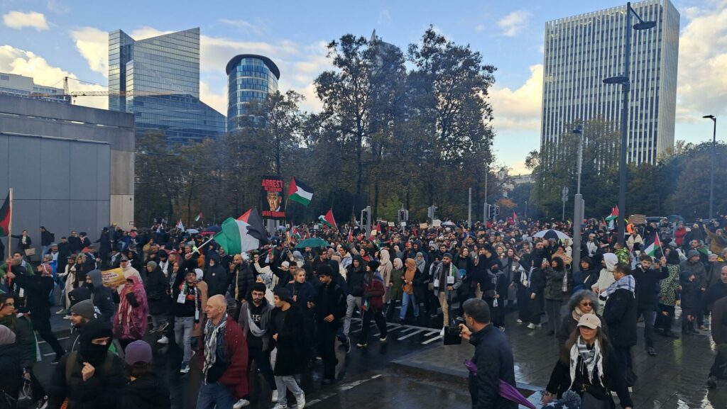 21,000 people march in Brussels in solidarity with Palestine