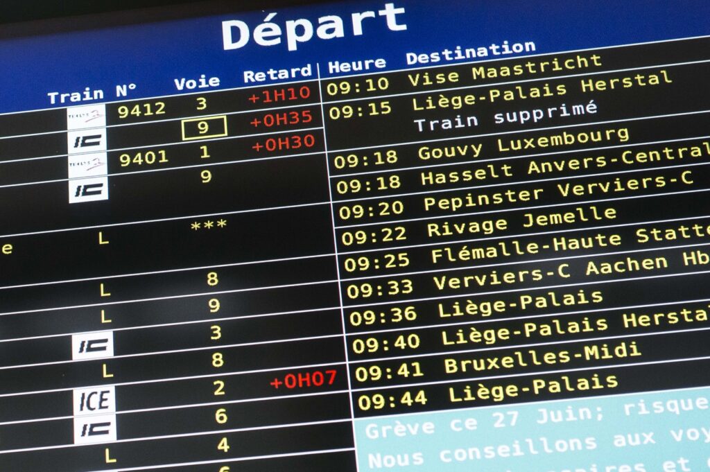 SNCB to modernise information screens in all Belgian train stations
