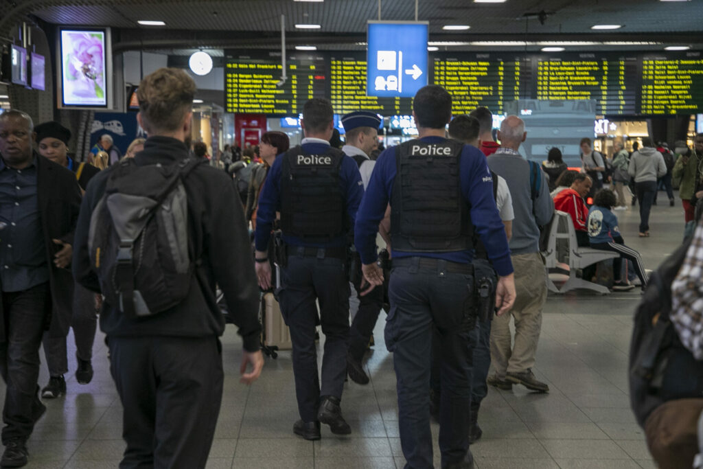 'Closer to the people': Transfer federal Railway Police officers to Brussels, says Close