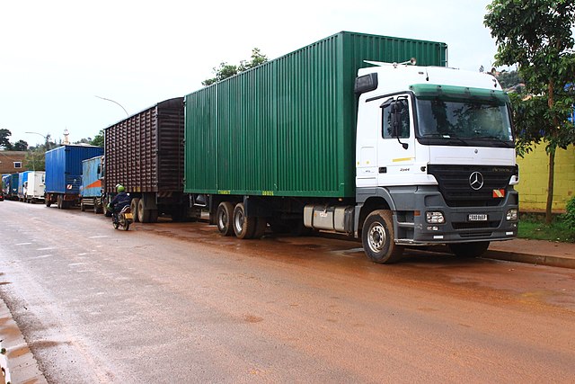 Global shortage of lorry drivers is getting worse, hauliers say