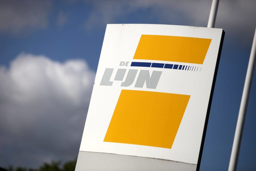 De Lijn's vision for future mobility: One stop in six to disappear from 2024
