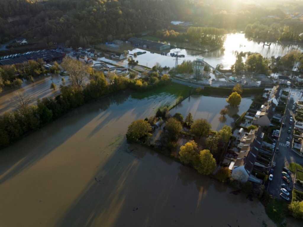 Weekend lull in flooded northern France, rain returns on Sunday evening