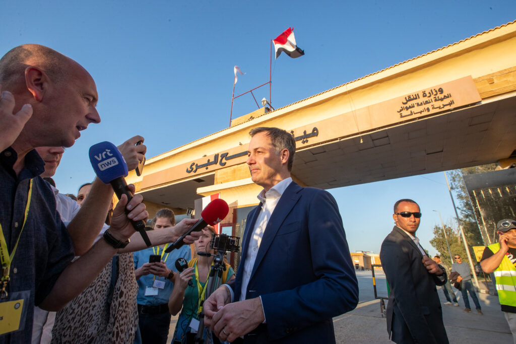 'We have no time to waste': De Croo urges further aid to Gaza on border visit