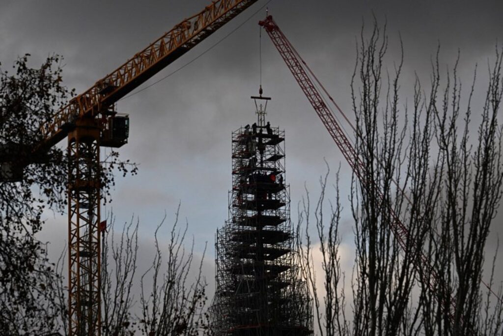 France: Notre-Dame cathedral's spire fitted with a new cross