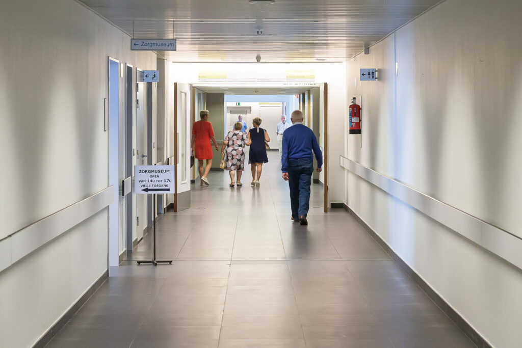 Patients often unfairly pay for material supplements in Flemish hospitals
