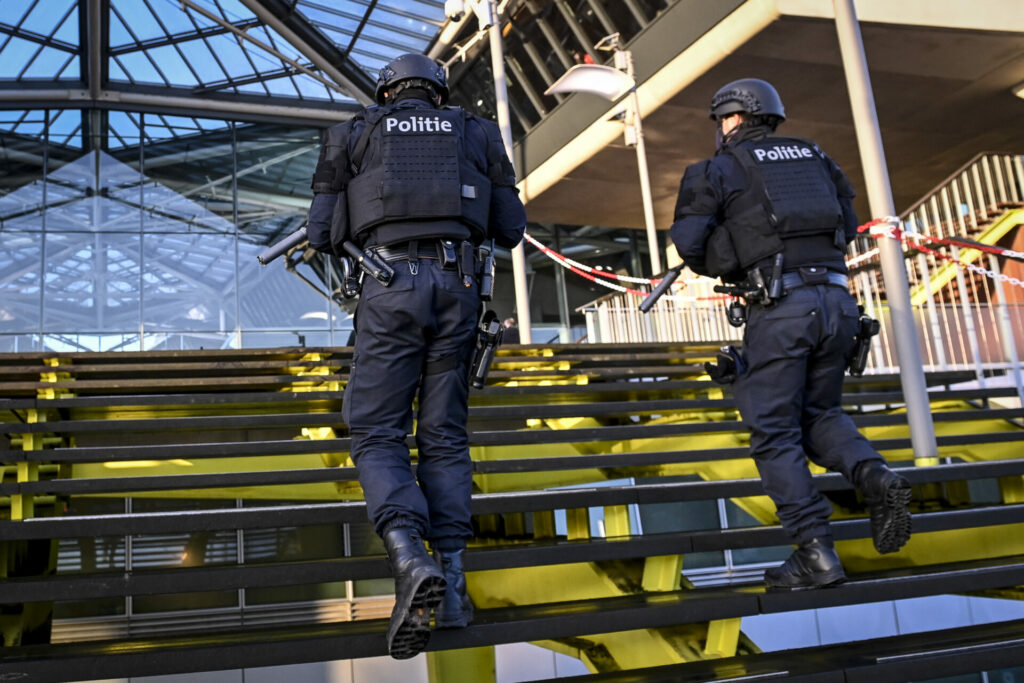 Dutch gang in court for failed theft of 10 tonnes of cocaine at Antwerp Port