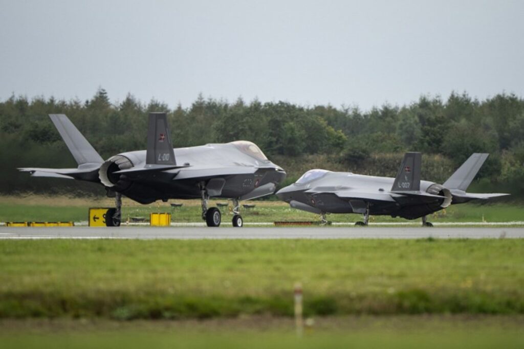 Czechia to acquire 24 F-35 fighter planes from the US
