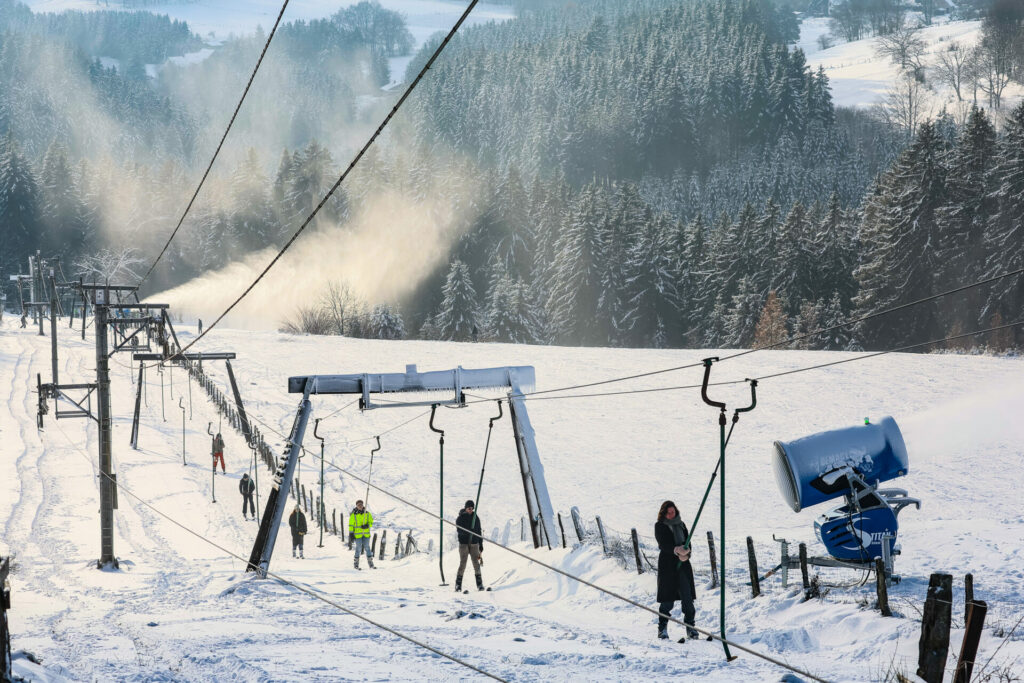 'Belgian Alps': Ski resorts open en masse following heavy snowfall