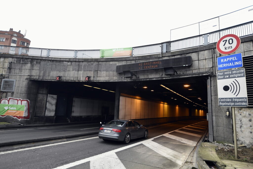 Major Brussels tunnel reopened after closure during rush hour