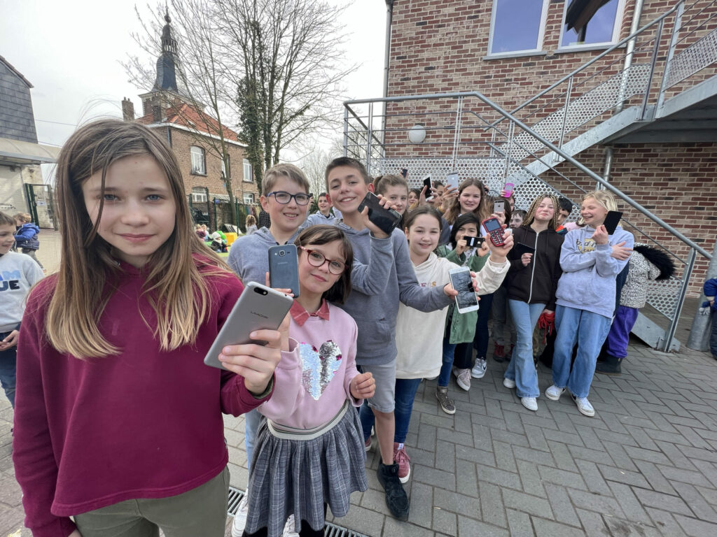 War on technology? Smartphone ban tightens across schools in Belgium