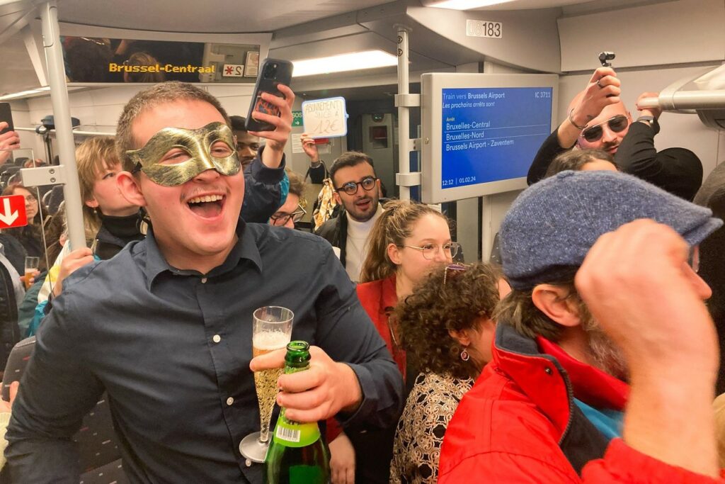 Students organise party on train to protest SNCB fare hikes
