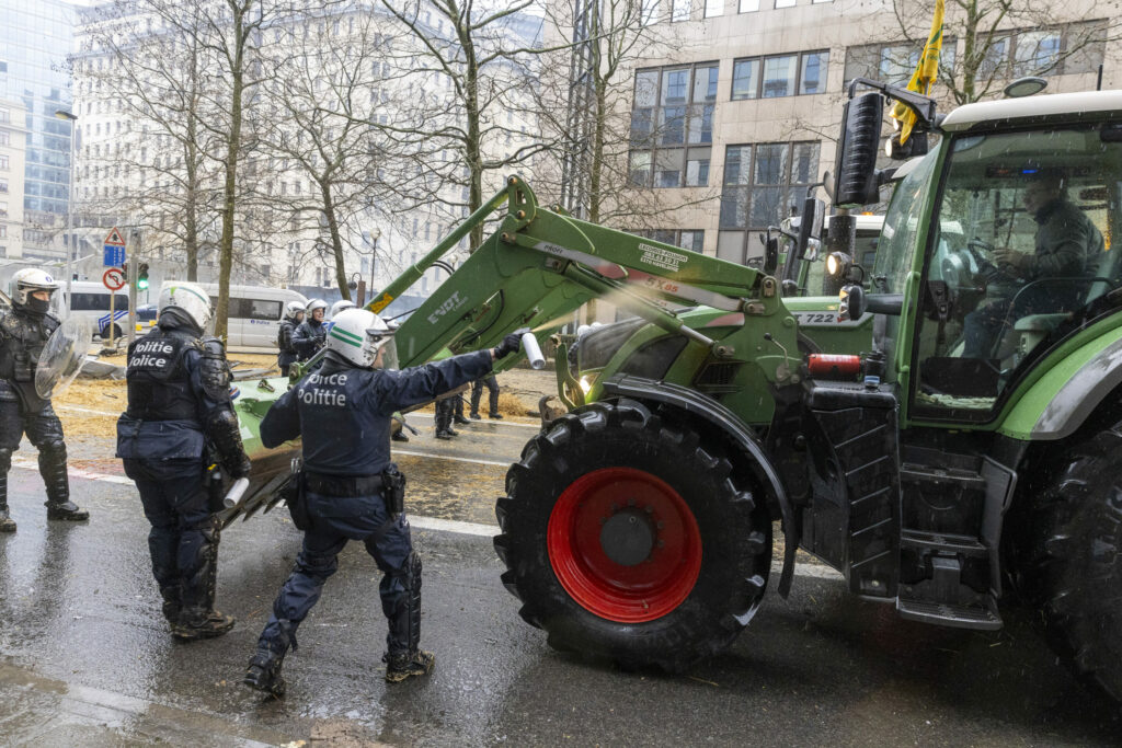 Farmers will once again demonstrate in Brussels on Tuesday
