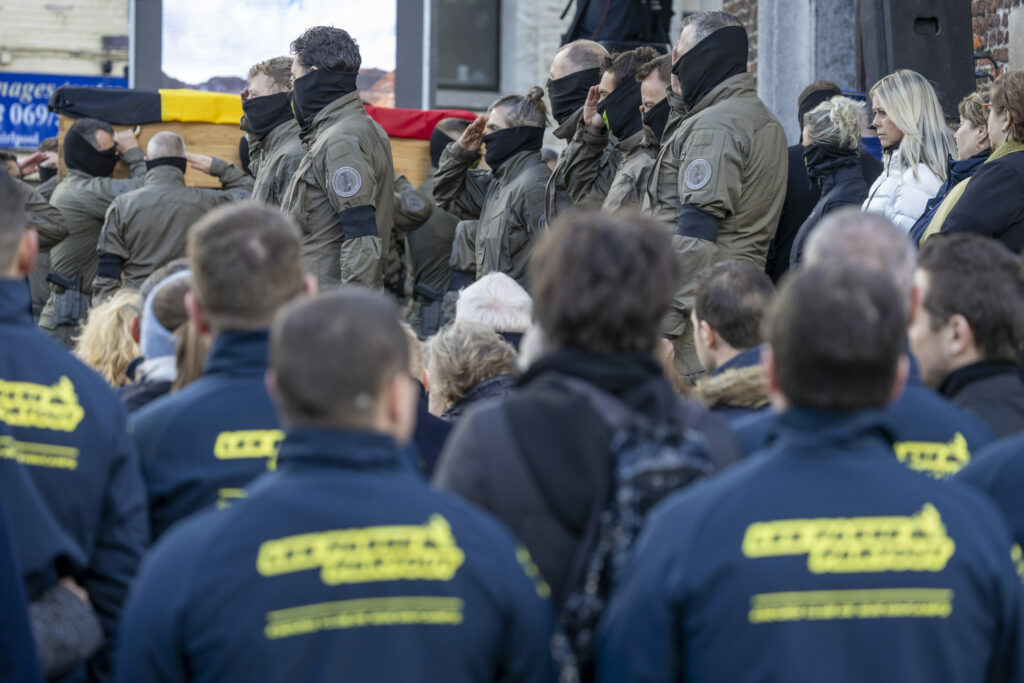 Three Charleroi police officers charged with embezzlement