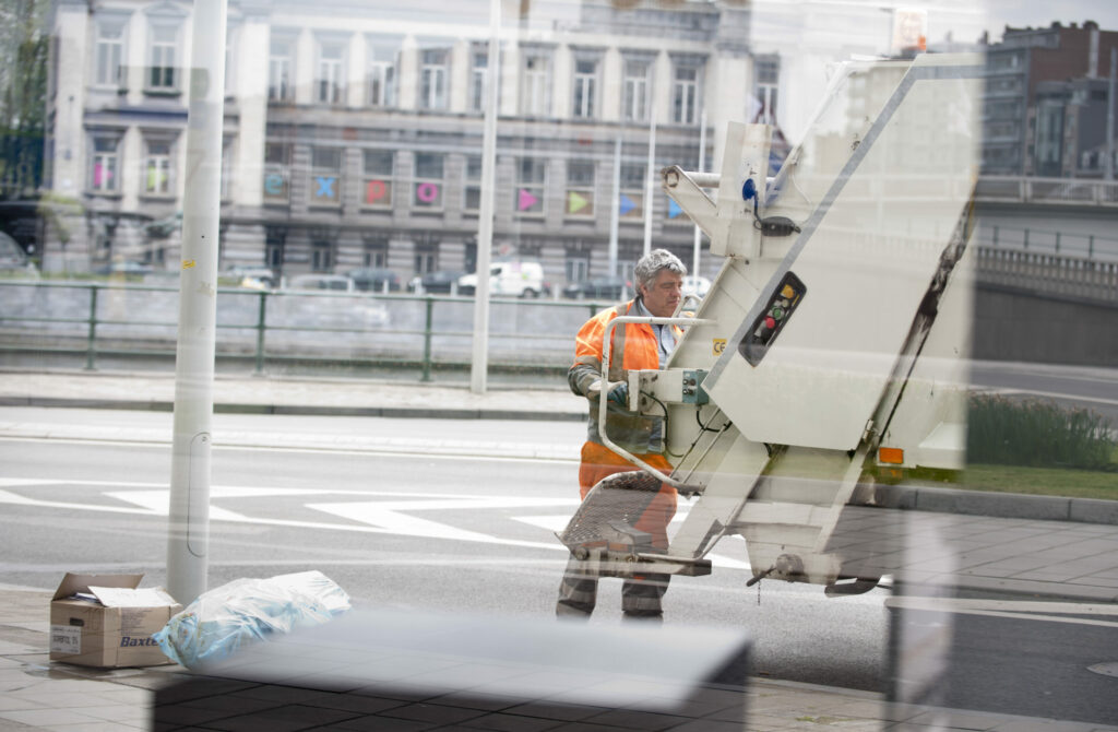 Brussels may replace bin collection system with underground waste containers