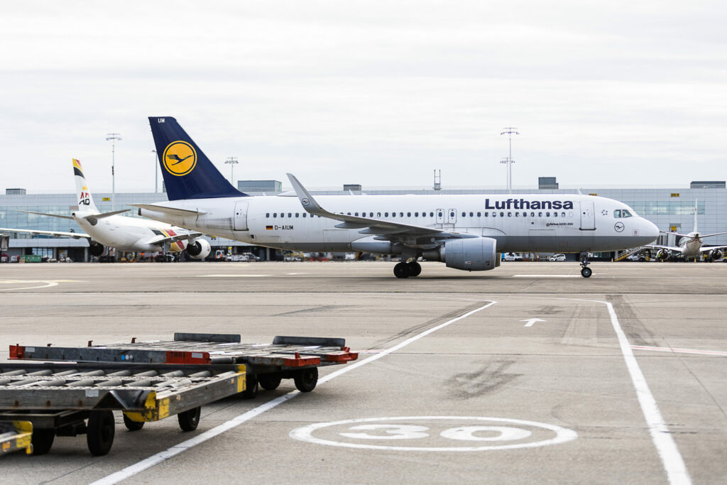 Over 30 flights at Brussels Airport cancelled due to Lufthansa strike