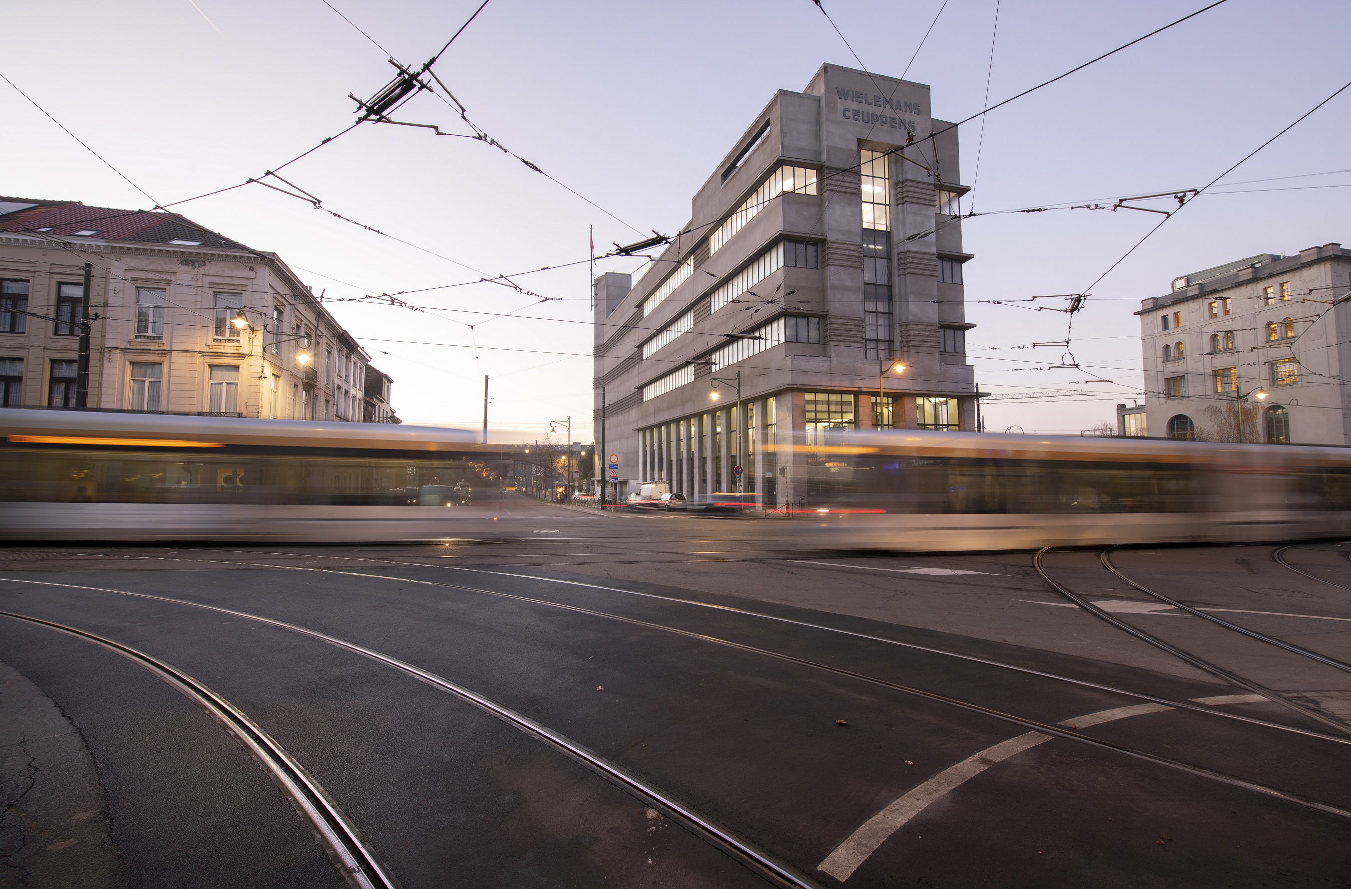 Tram 82, from Drogenbos to Berchem-Sainte-Agathe