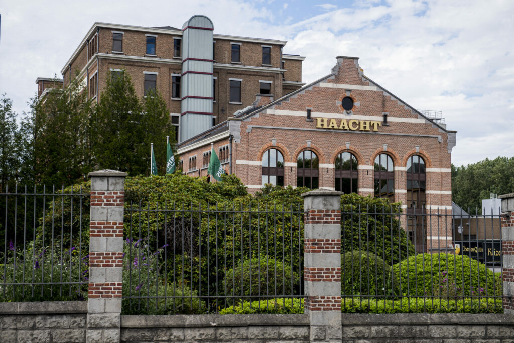 Falling beer sales push Haacht Brewery deep into red