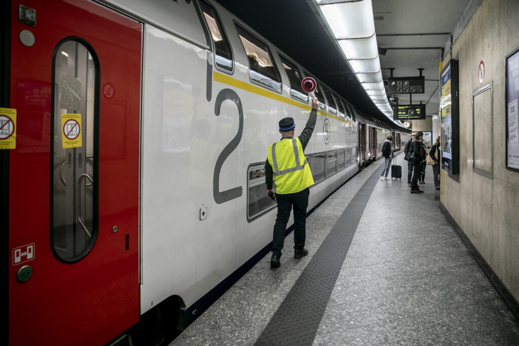 SNCB warns of false €2 ticket offer