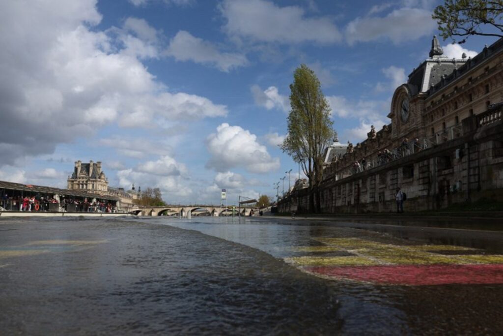 Paris Olympics: Swimming in Seine in peril due to 'alarming' state of water