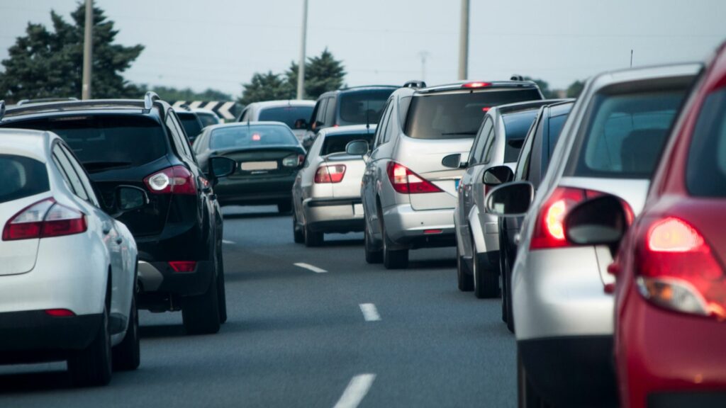 Accident on E42: One person dies, major traffic disruption