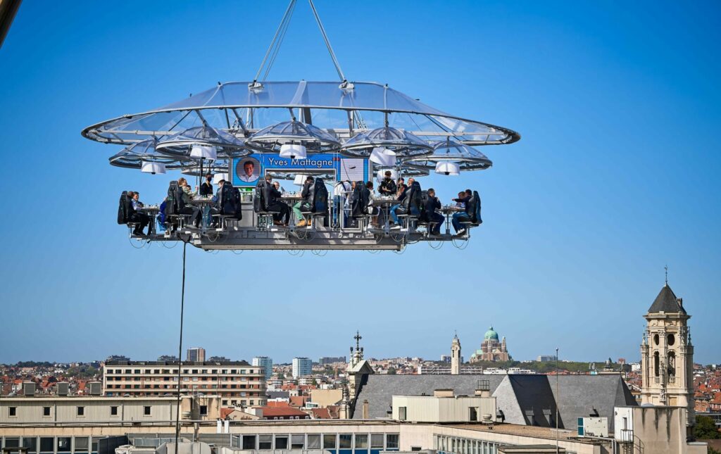 'Dinner in the Sky': Unique 50-metre-high experience returns to Brussels