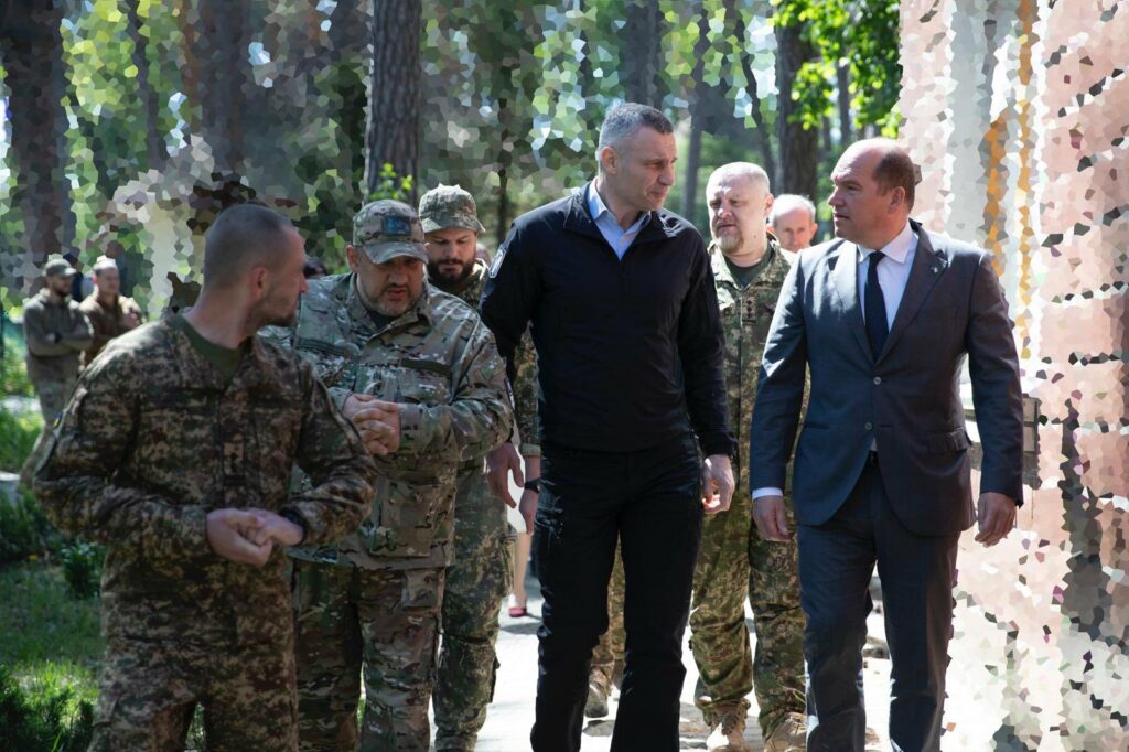 'My place is next to those fighting': Brussels Mayor Close in Kyiv for Europe Day