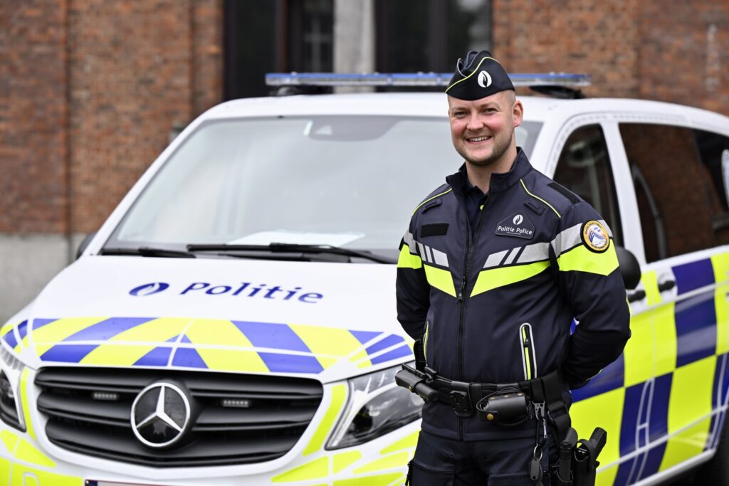 Belgian police to get new, more visible uniforms