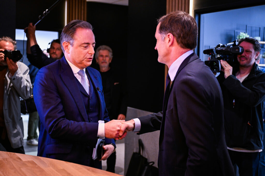 'Not wasting a second on confederalism': Magnette and De Wever clash in rare debate