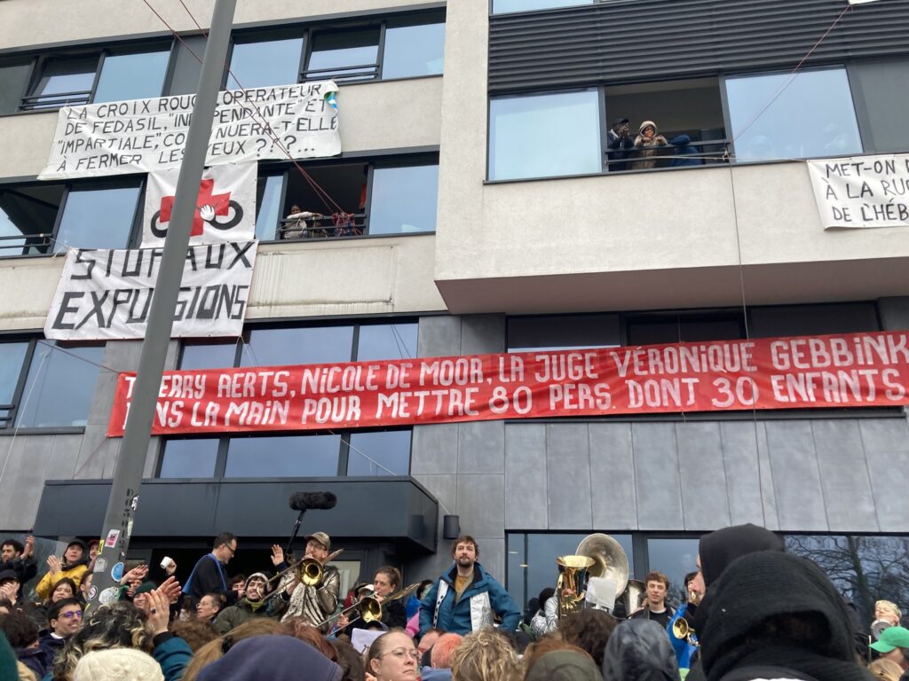 Eviction of 80 people in Ixelles cancelled due to demonstration