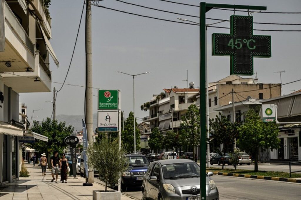 Tourists die in Greece after underestimating the heat