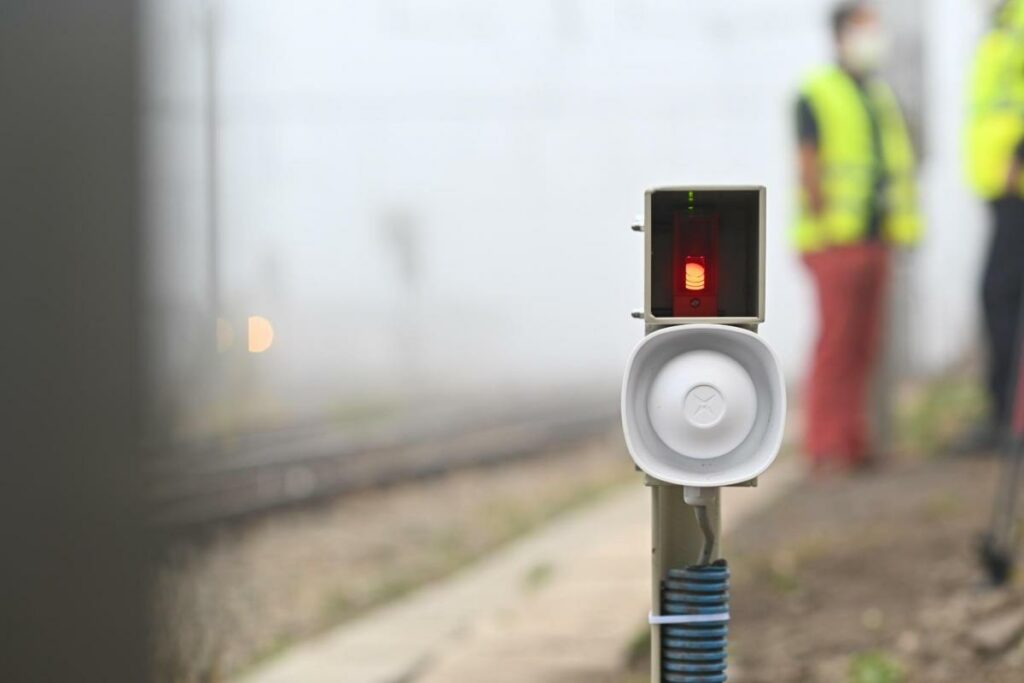 Infrabel installs Warning Box to improve safety near Pairi Daiza
