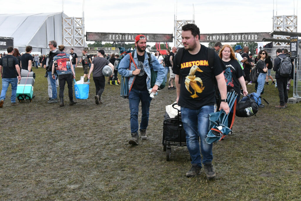 Belgian festival-goers forced to park across town due to flooded car park