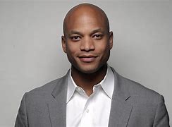 Governor of US state overturns 175,000 cannabis convictions