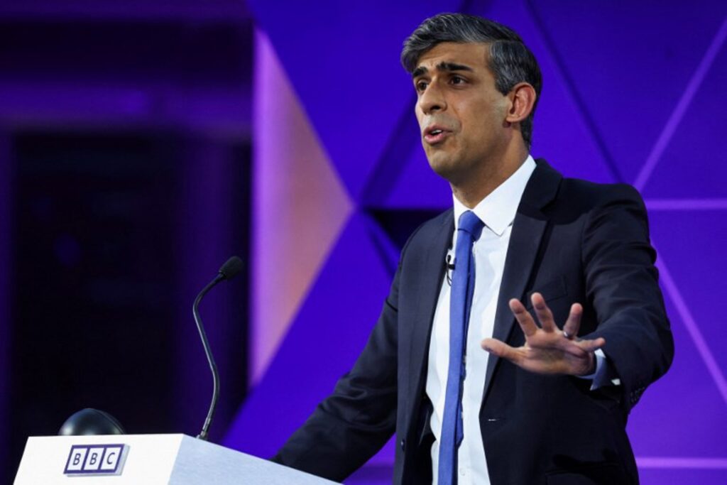 UK Prime Minister hurt by racist slur used by Farage campaign