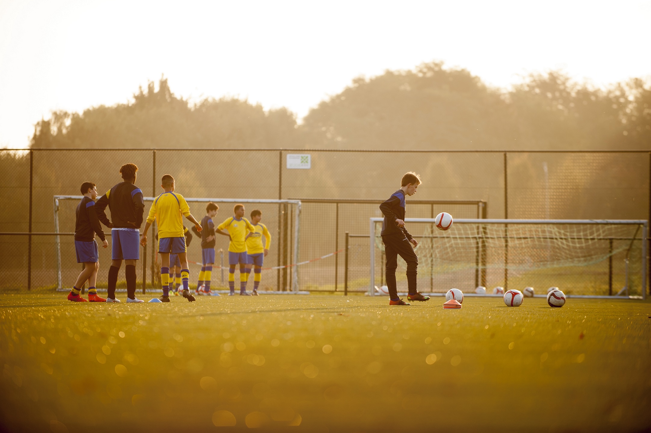 The football club that welcomes refugees