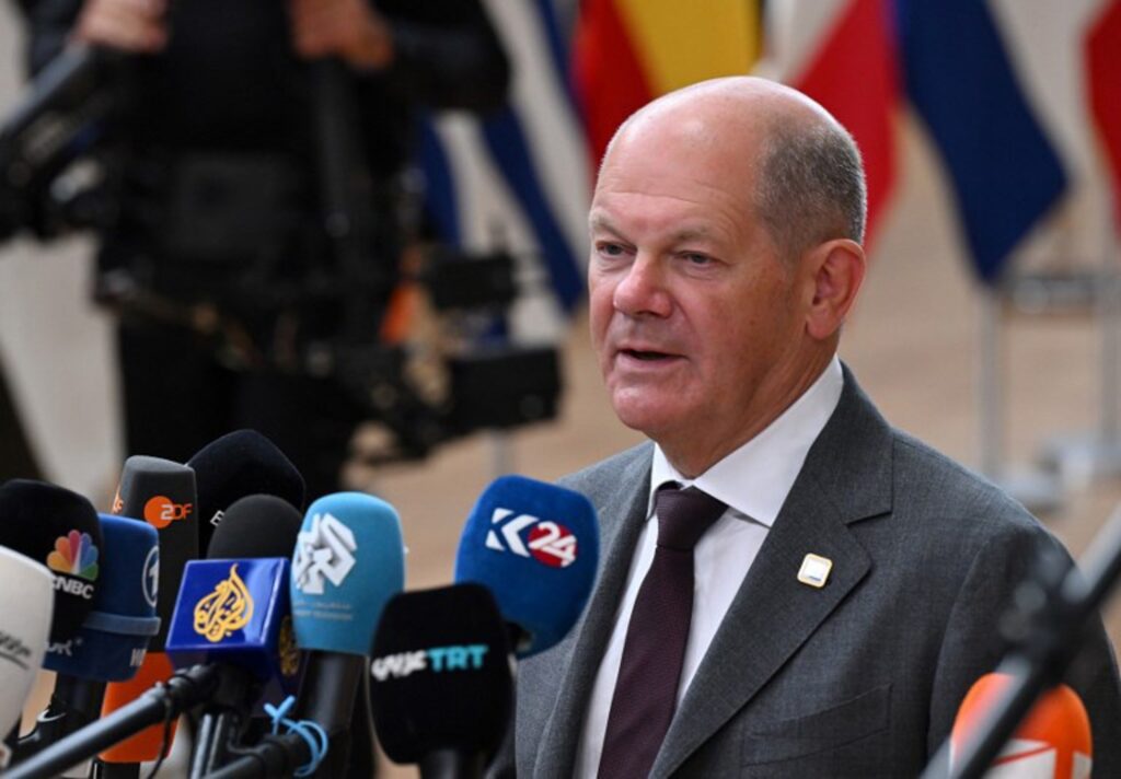 German Chancellor criticises minister for unapproved agreement with China